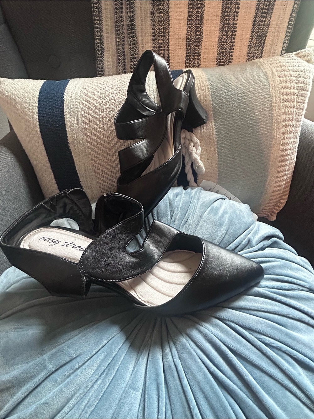 easy street Black Pointed-Toe Cutout Slingback Heels